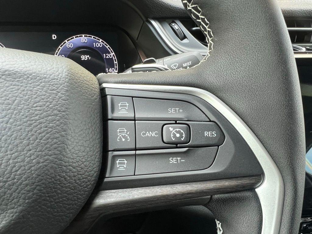 new 2025 Jeep Grand Cherokee L car, priced at $40,443