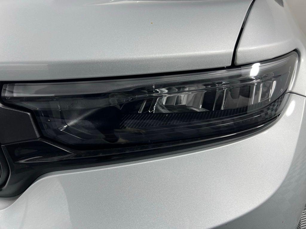 new 2025 Jeep Grand Cherokee L car, priced at $40,443