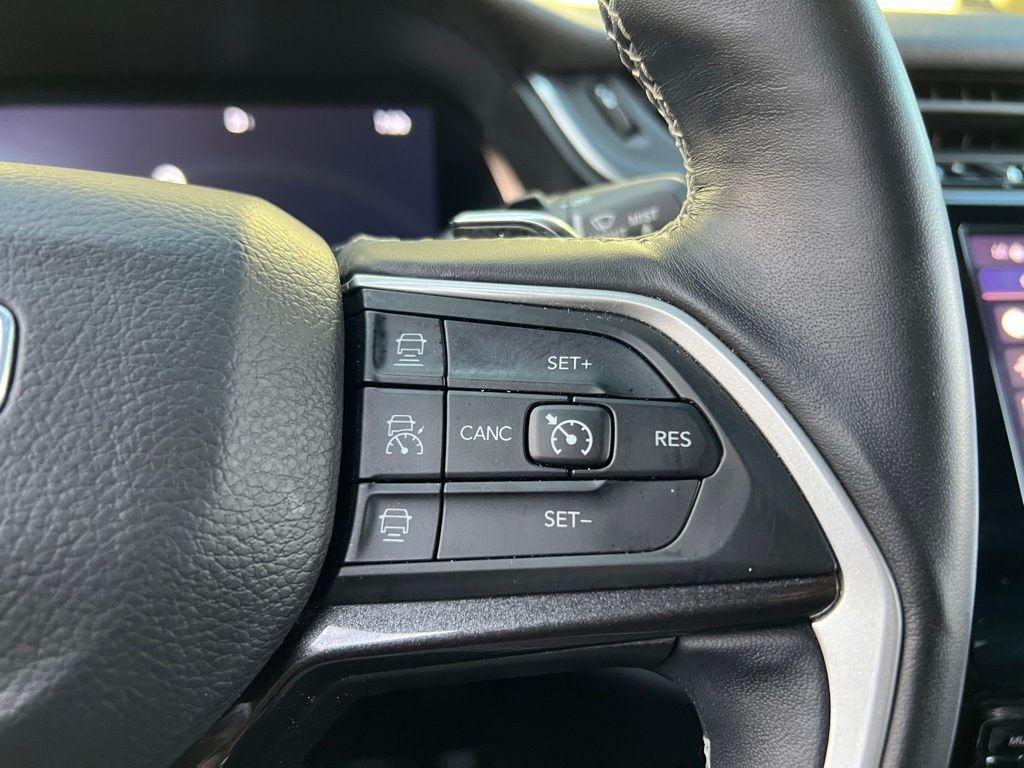 used 2022 Jeep Grand Cherokee L car, priced at $29,231