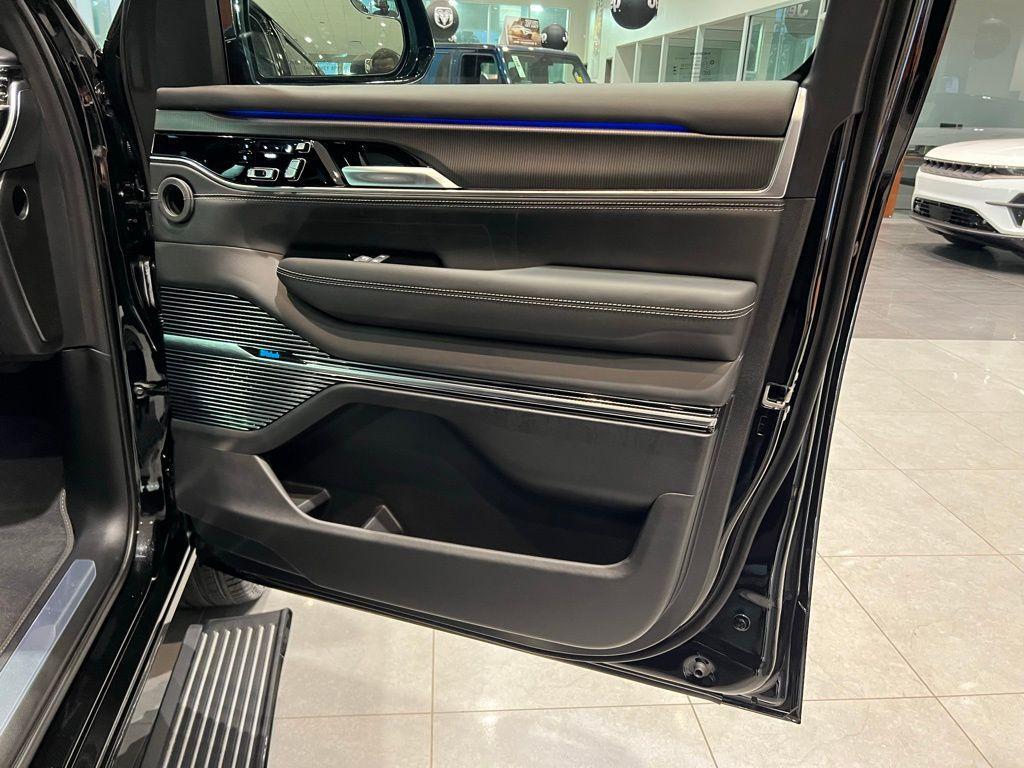 new 2025 Jeep Grand Wagoneer car, priced at $96,235