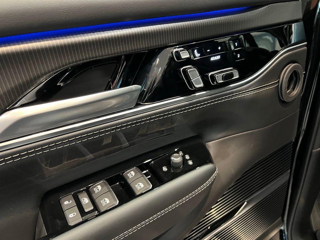 new 2025 Jeep Grand Wagoneer car, priced at $96,235