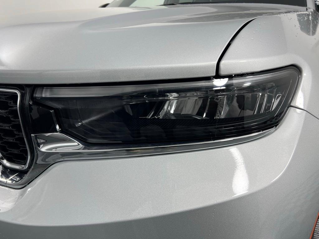 new 2025 Jeep Grand Cherokee car, priced at $35,495