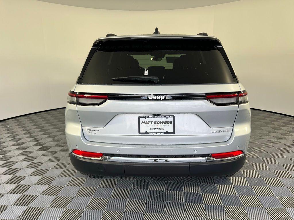 new 2025 Jeep Grand Cherokee car, priced at $36,995