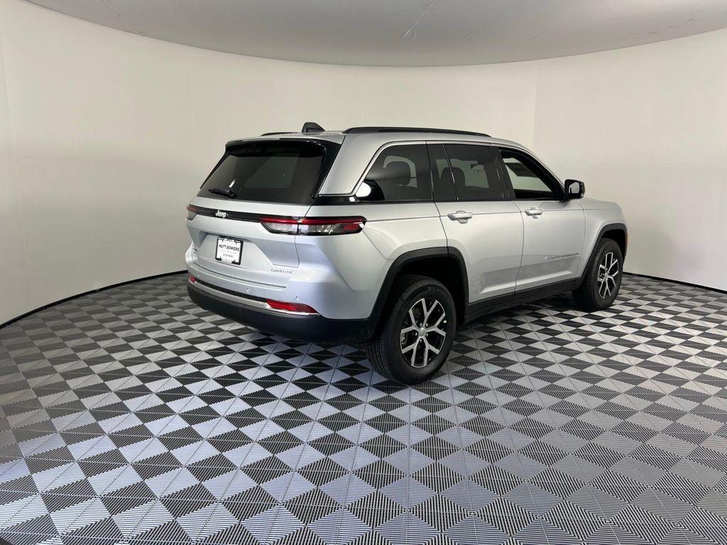 new 2025 Jeep Grand Cherokee car, priced at $36,995