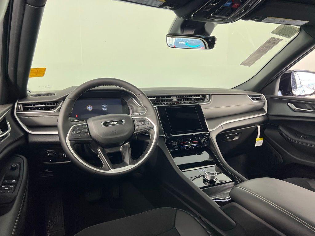 new 2025 Jeep Grand Cherokee L car, priced at $36,598