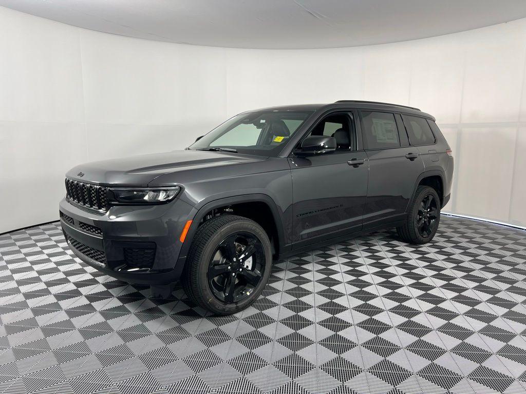 new 2025 Jeep Grand Cherokee L car, priced at $41,098