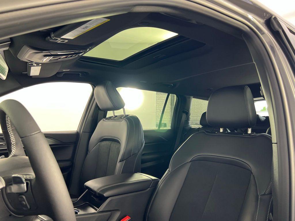 new 2025 Jeep Grand Cherokee L car, priced at $41,098