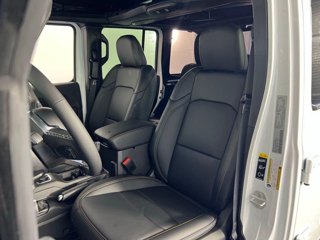 new 2025 Jeep Wrangler car, priced at $44,120