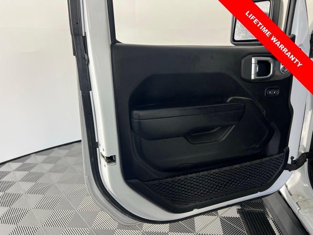 used 2022 Jeep Wrangler Unlimited car, priced at $40,488
