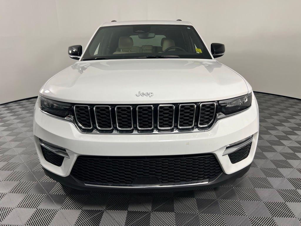 used 2024 Jeep Grand Cherokee car, priced at $37,177