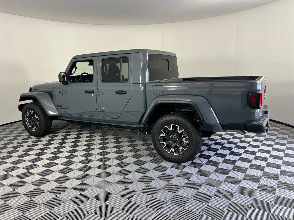 new 2025 Jeep Gladiator car, priced at $45,000