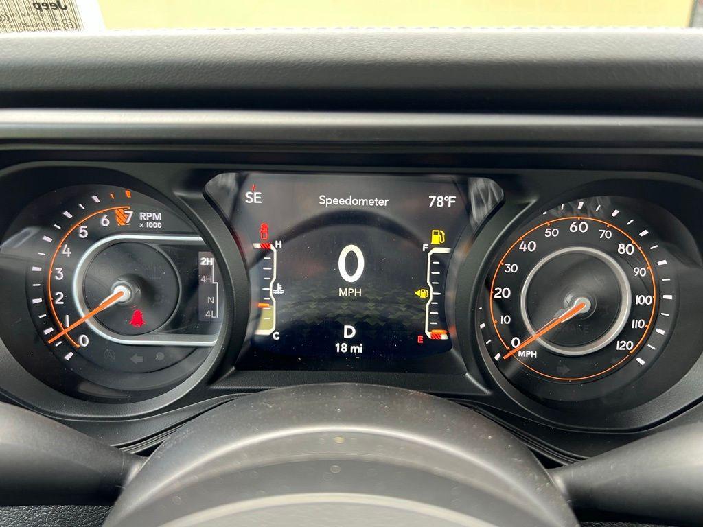 new 2025 Jeep Gladiator car, priced at $46,750