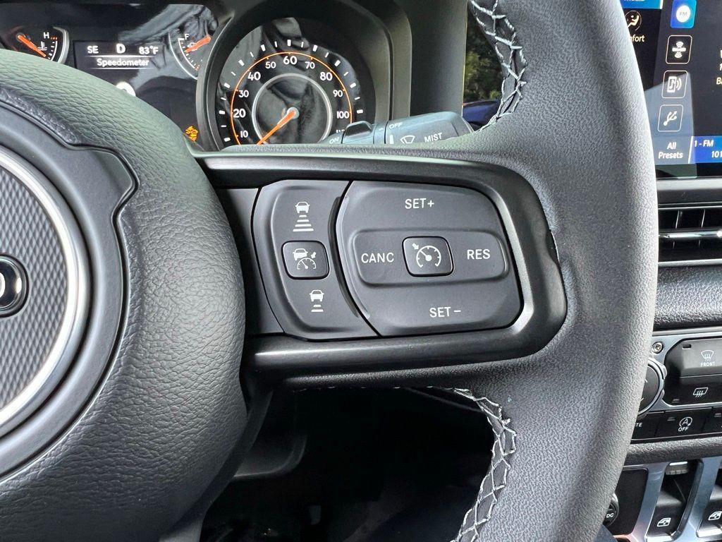 new 2025 Jeep Wrangler car, priced at $31,750