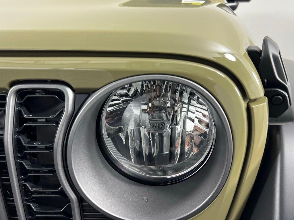 new 2025 Jeep Wrangler car, priced at $31,750