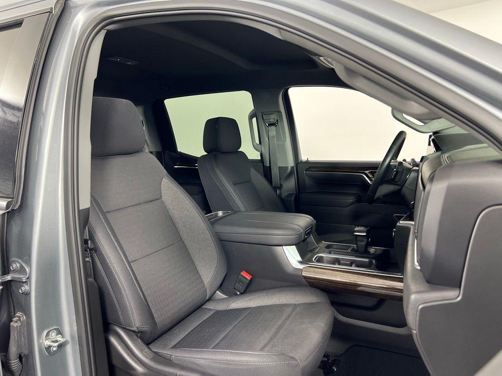 used 2025 GMC Sierra 1500 car, priced at $52,409