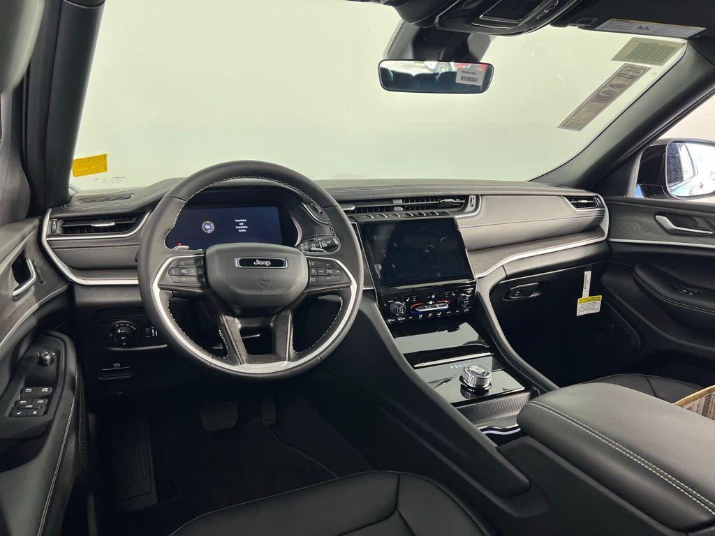 new 2025 Jeep Grand Cherokee L car, priced at $36,943