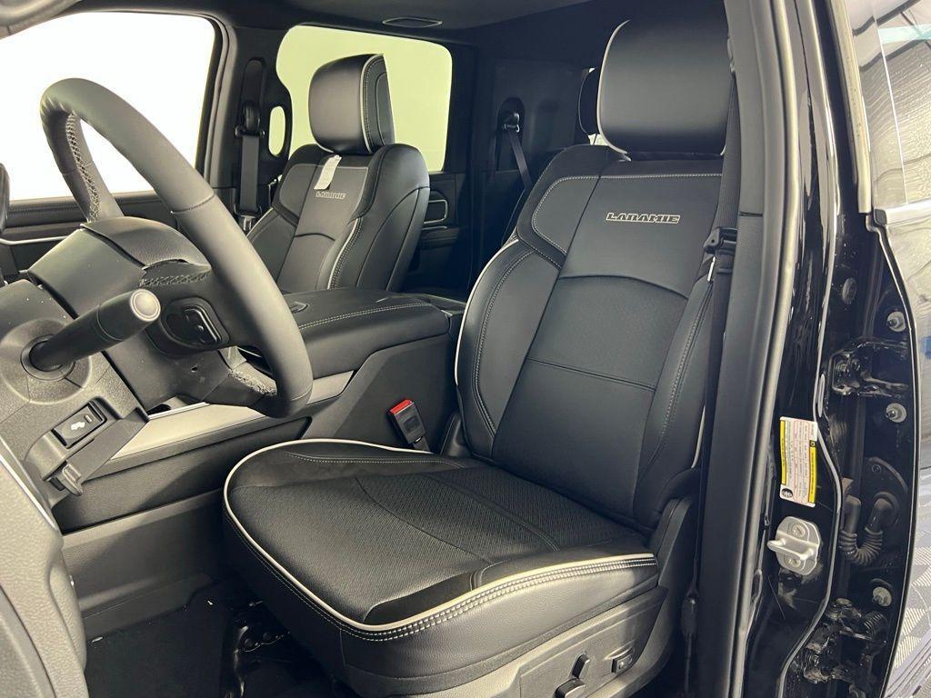 new 2025 Ram 2500 car, priced at $79,578