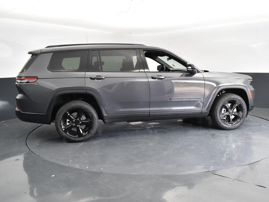 new 2025 Jeep Grand Cherokee L car, priced at $41,993