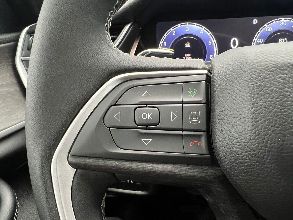 new 2025 Jeep Grand Cherokee L car, priced at $41,993