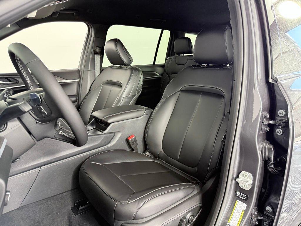 new 2025 Jeep Grand Cherokee L car, priced at $43,720