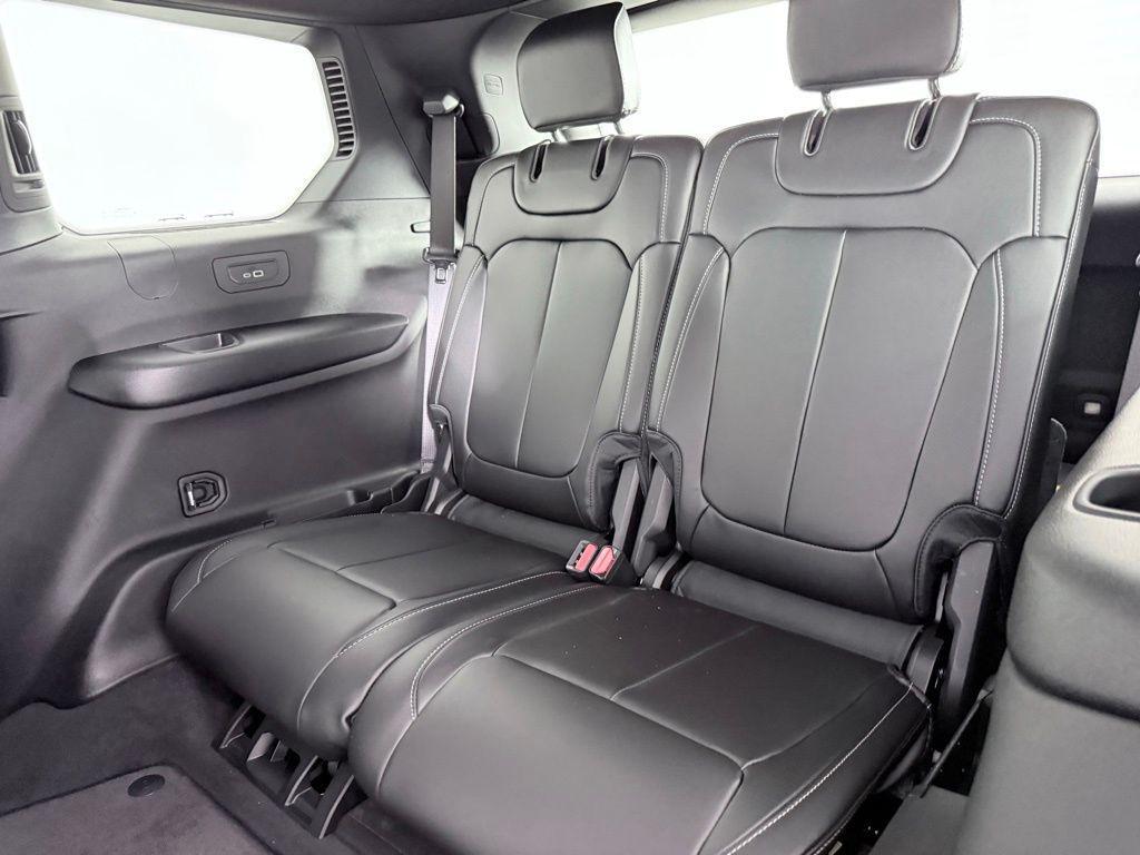 new 2025 Jeep Grand Cherokee L car, priced at $43,720