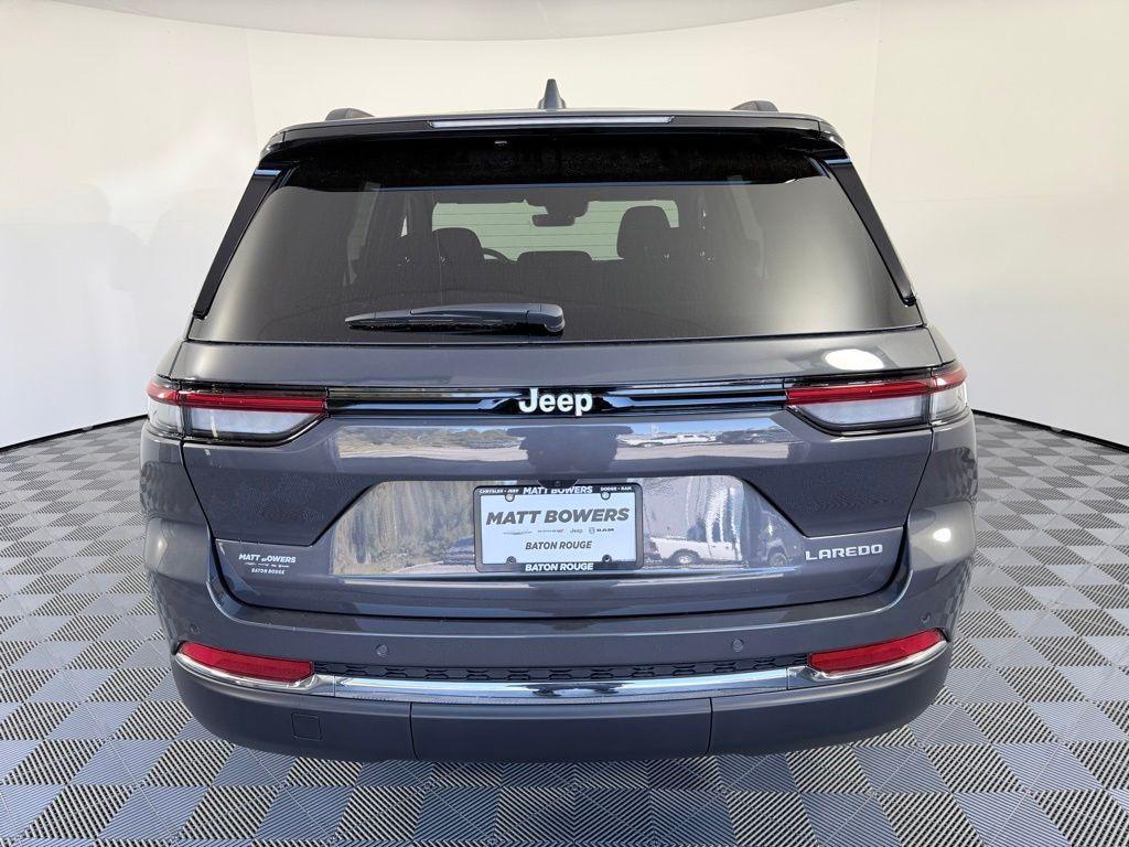 new 2025 Jeep Grand Cherokee car, priced at $40,375