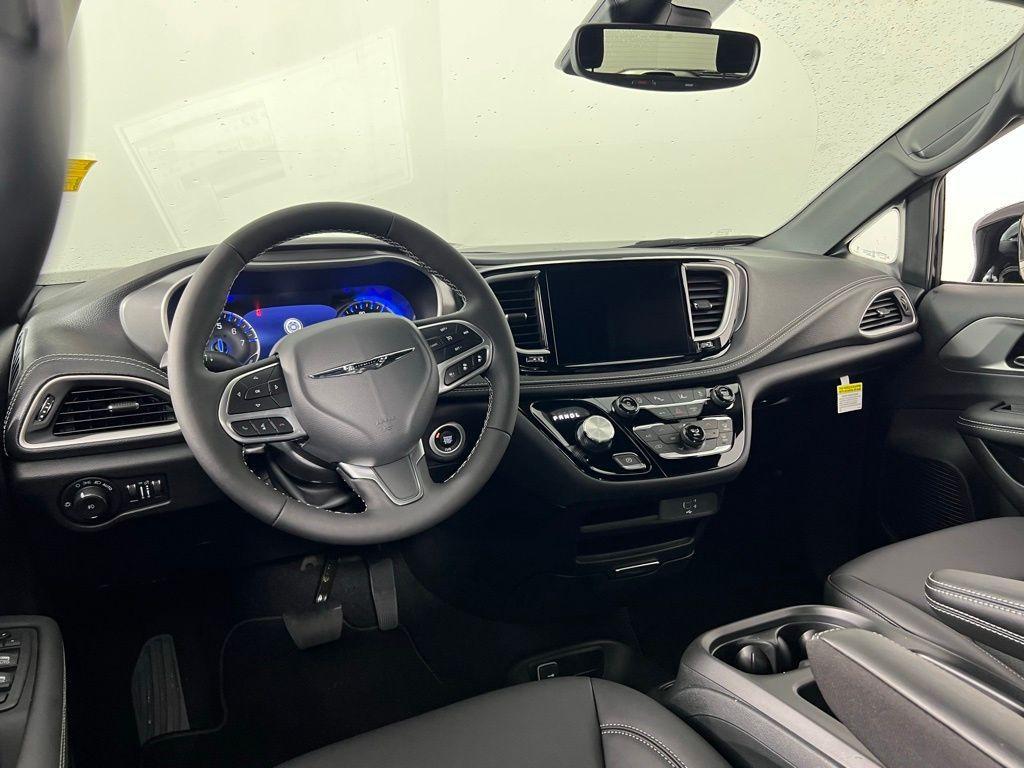 new 2026 Chrysler Pacifica car