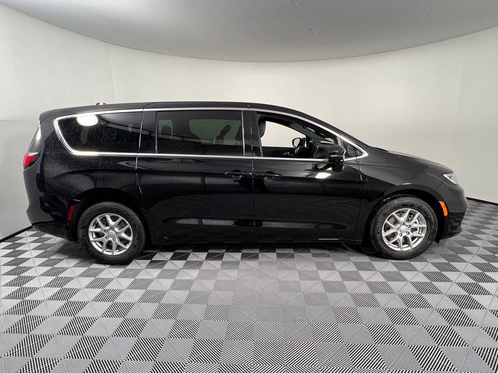 new 2026 Chrysler Pacifica car