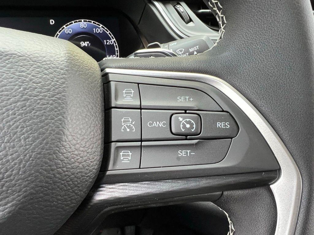 new 2025 Jeep Grand Cherokee L car, priced at $31,625