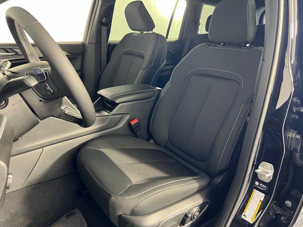 new 2025 Jeep Grand Cherokee L car, priced at $31,625