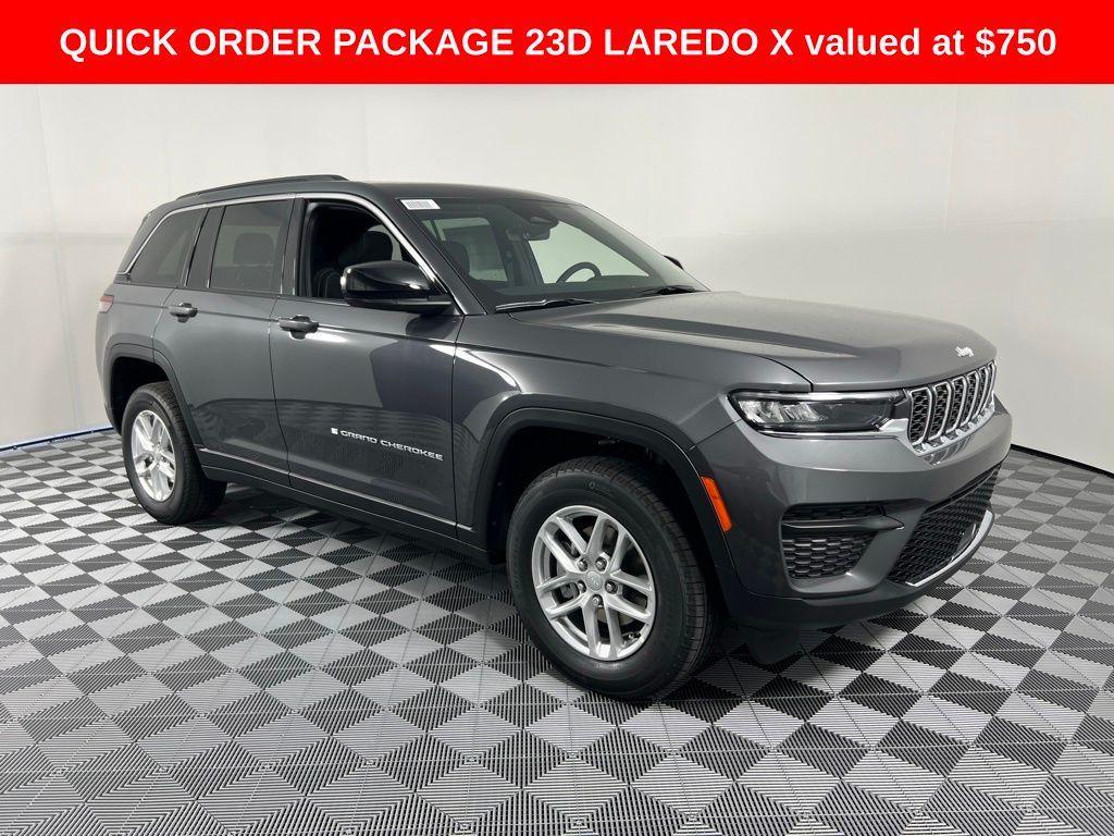 new 2025 Jeep Grand Cherokee car, priced at $28,375