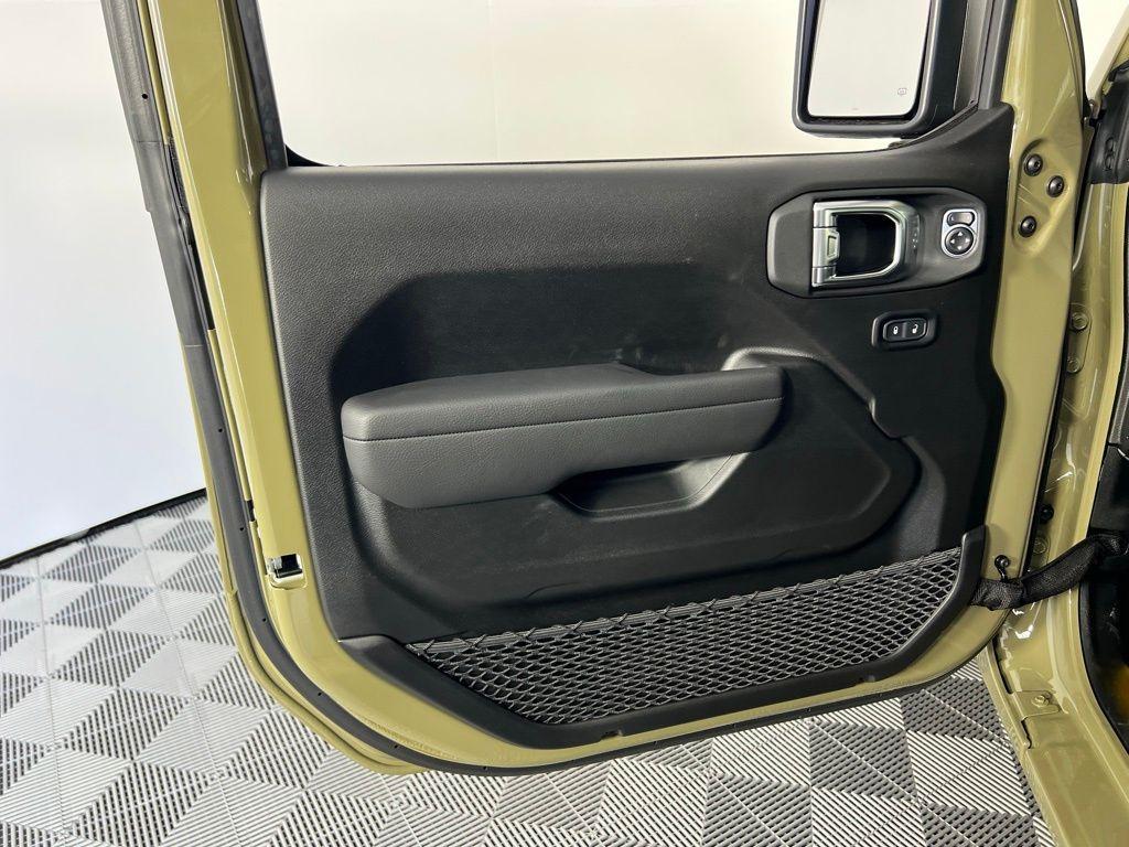 new 2025 Jeep Wrangler car, priced at $39,350