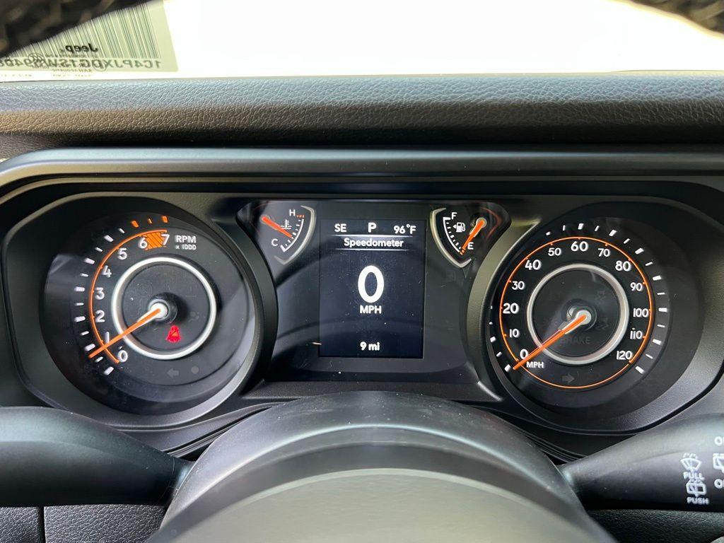 new 2025 Jeep Wrangler car, priced at $39,350