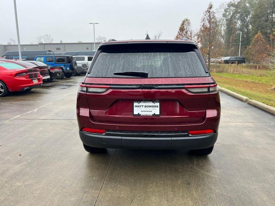 new 2025 Jeep Grand Cherokee car, priced at $37,175