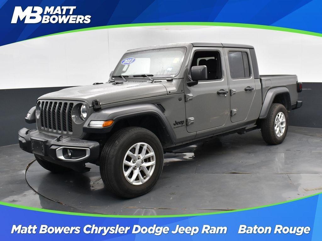 used 2023 Jeep Gladiator car, priced at $30,662