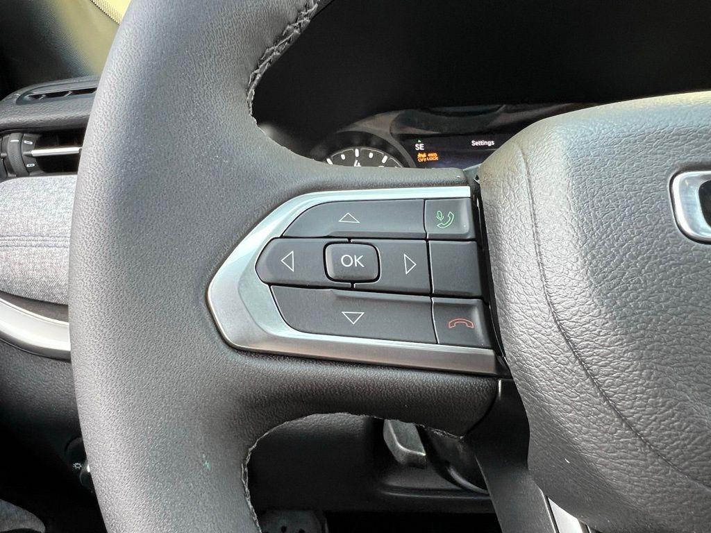 new 2025 Jeep Compass car, priced at $23,665