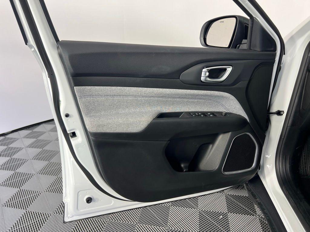 new 2025 Jeep Compass car, priced at $23,665
