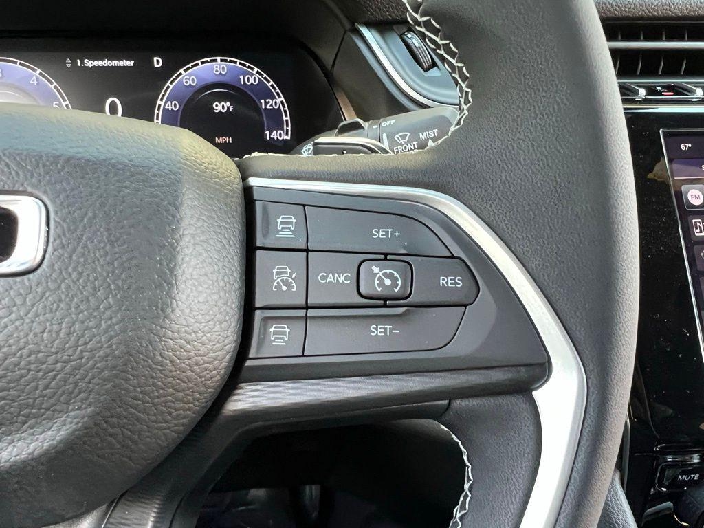 new 2025 Jeep Grand Cherokee car, priced at $32,025