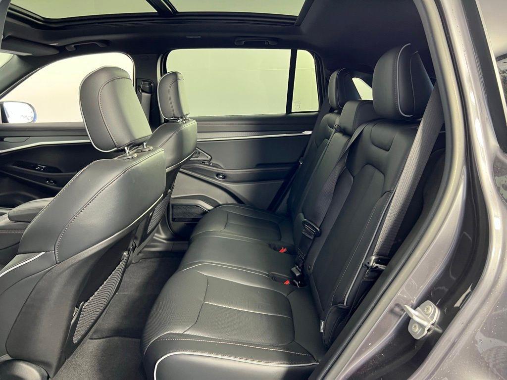 new 2025 Jeep Wagoneer S car, priced at $52,540