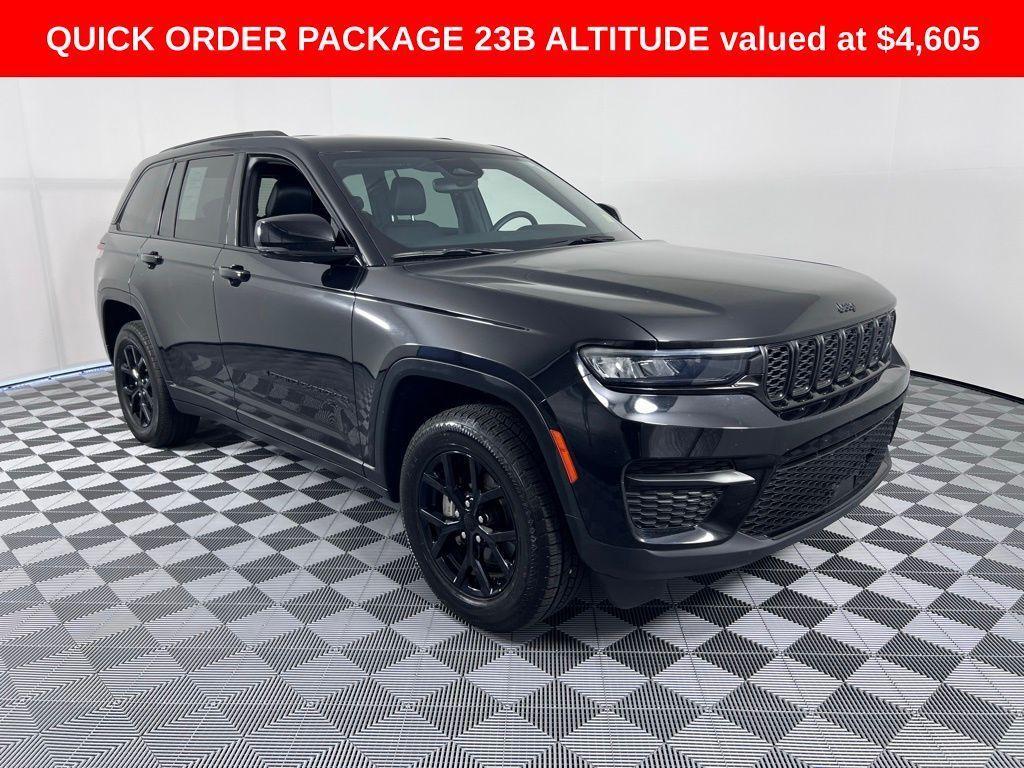 used 2024 Jeep Grand Cherokee car, priced at $34,044