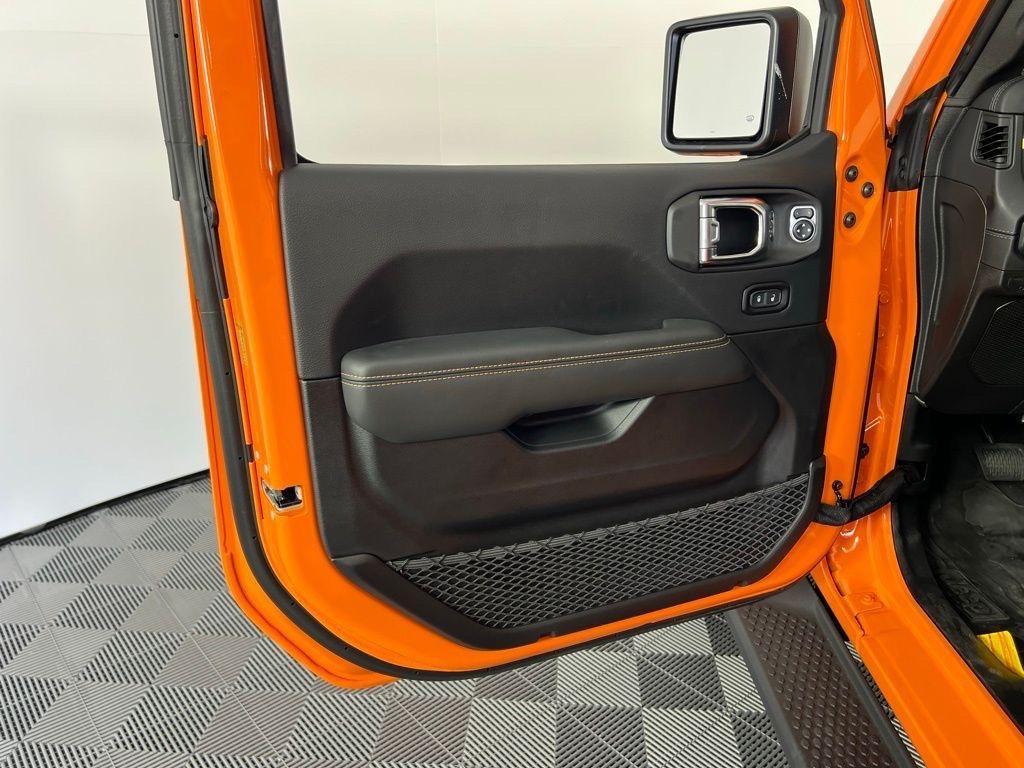 new 2025 Jeep Wrangler car, priced at $50,015