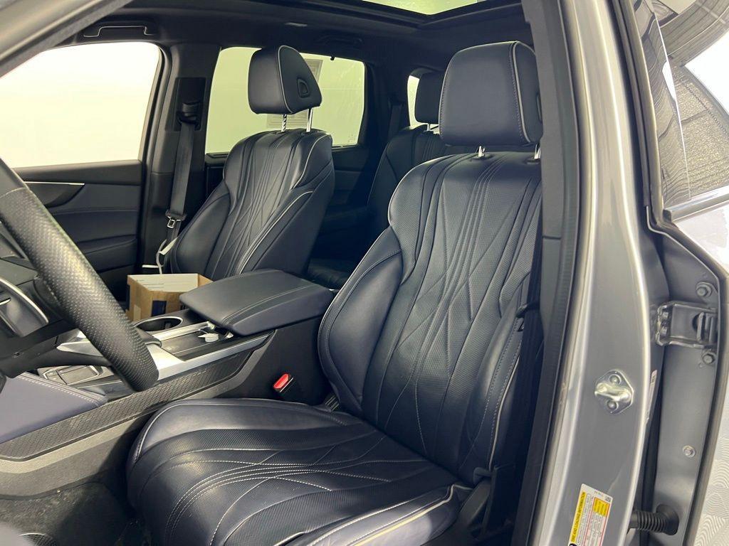 used 2023 Acura MDX car, priced at $50,888