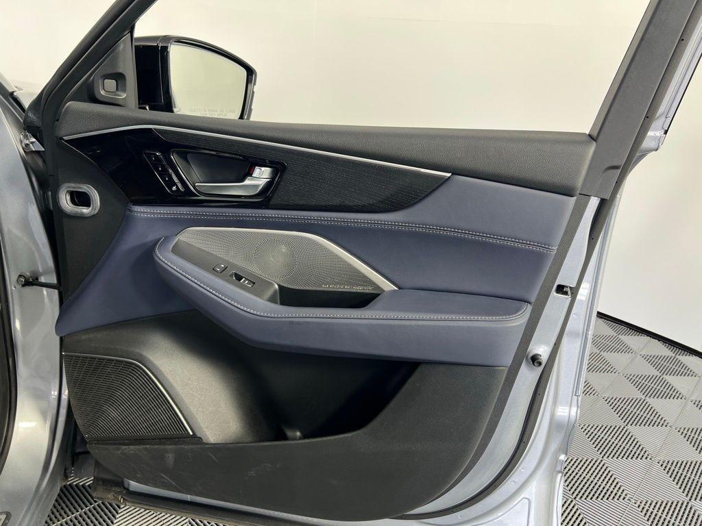 used 2023 Acura MDX car, priced at $50,888