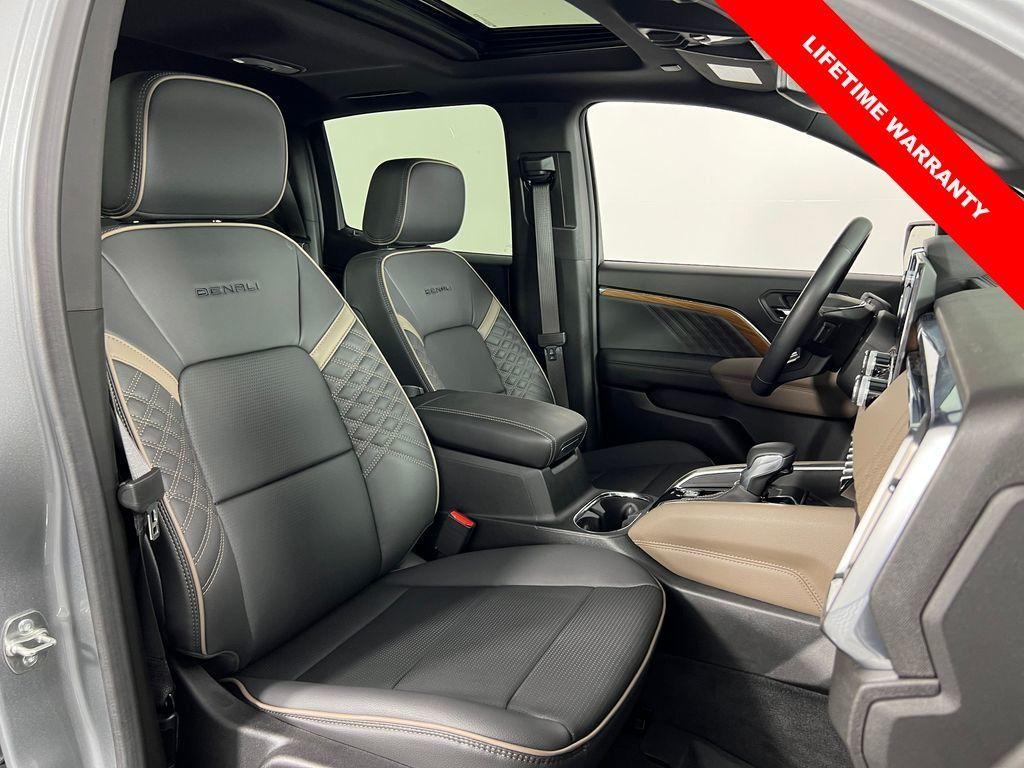 used 2024 GMC Canyon car, priced at $47,488