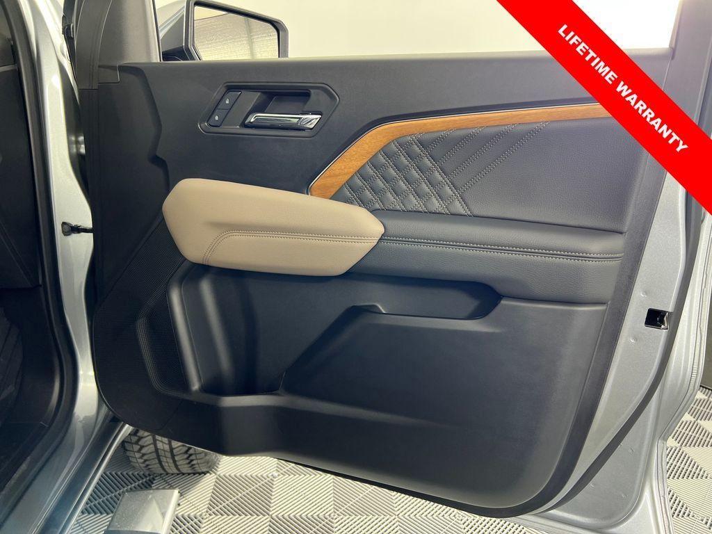 used 2024 GMC Canyon car, priced at $47,488