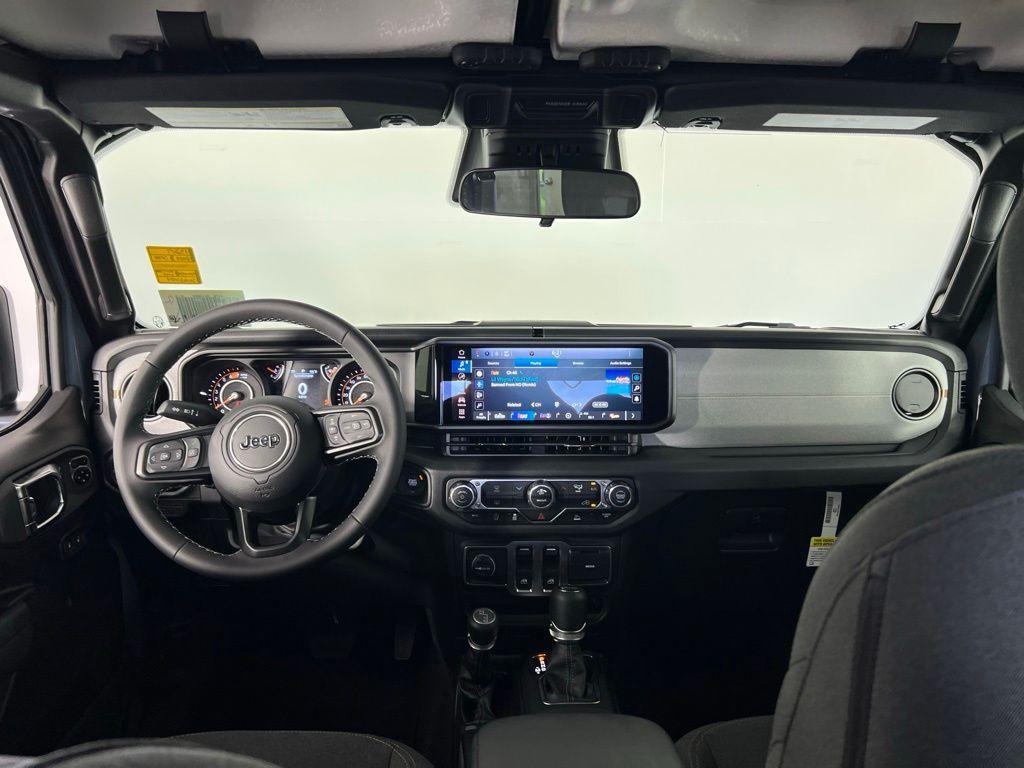 new 2025 Jeep Wrangler car, priced at $34,250