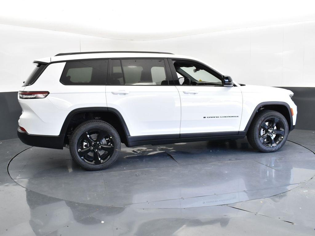 new 2025 Jeep Grand Cherokee L car, priced at $42,425