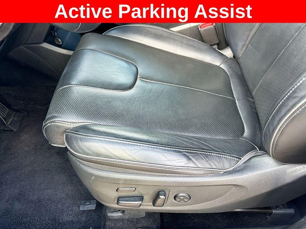 used 2023 Hyundai Santa Fe car, priced at $26,629