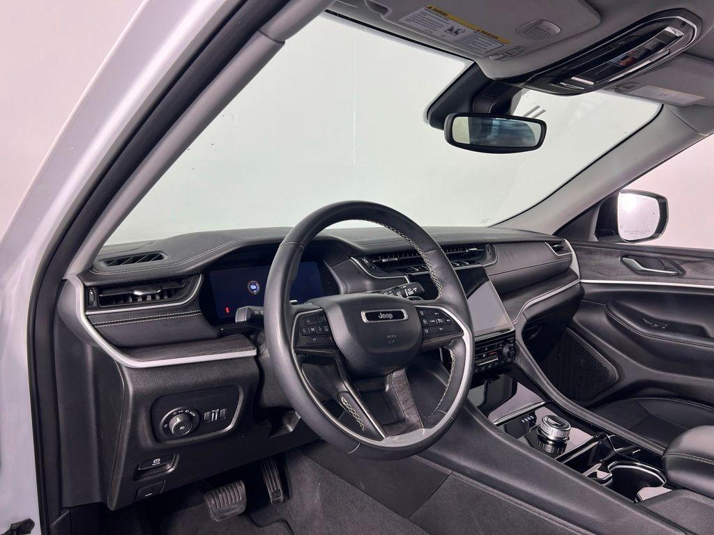 used 2023 Jeep Grand Cherokee L car, priced at $25,999