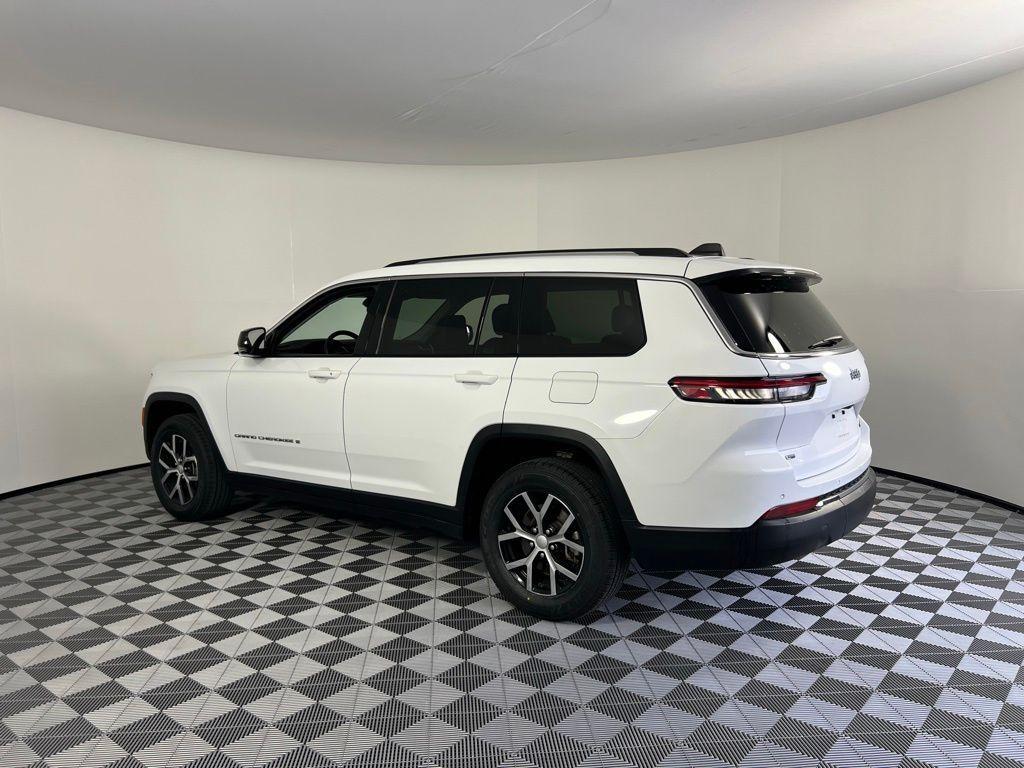used 2023 Jeep Grand Cherokee L car, priced at $25,999
